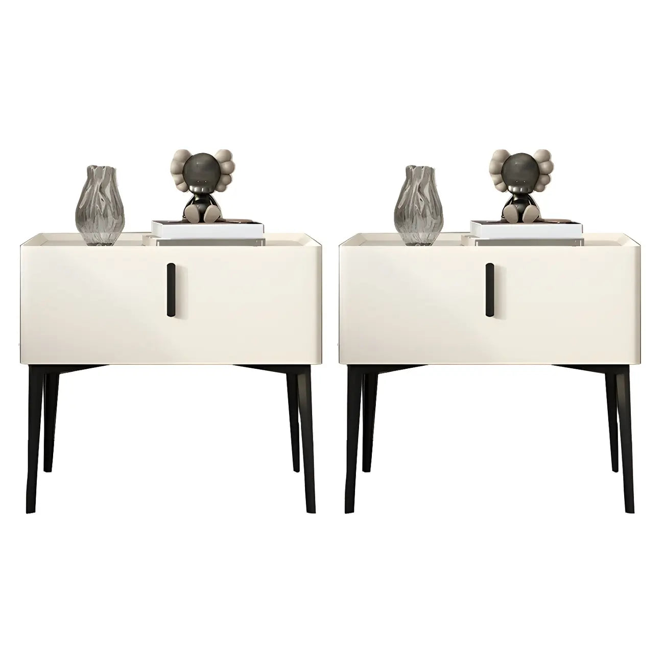 Table de chevet cubique étroite et tendance en bois avec pieds