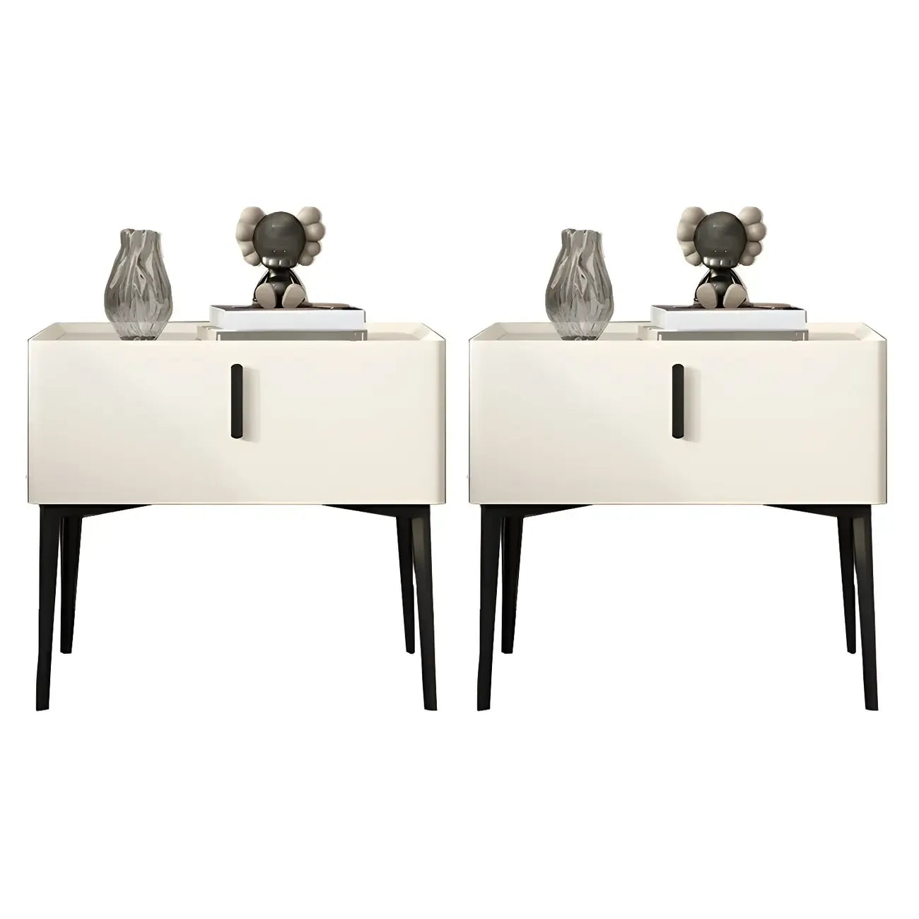 Table de chevet cubique étroite et tendance en bois avec pieds