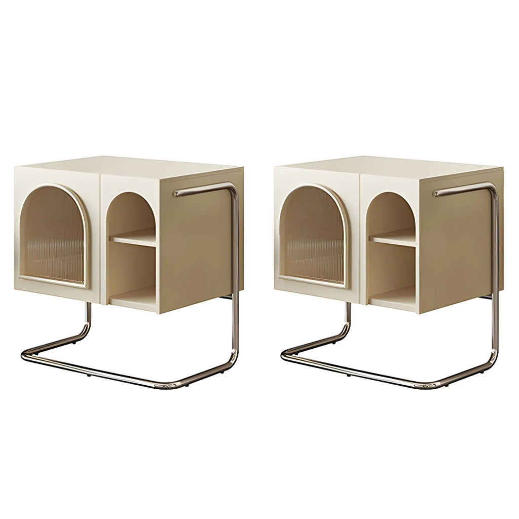 Table de chevet étroite cubique en bois noir avec base en acier