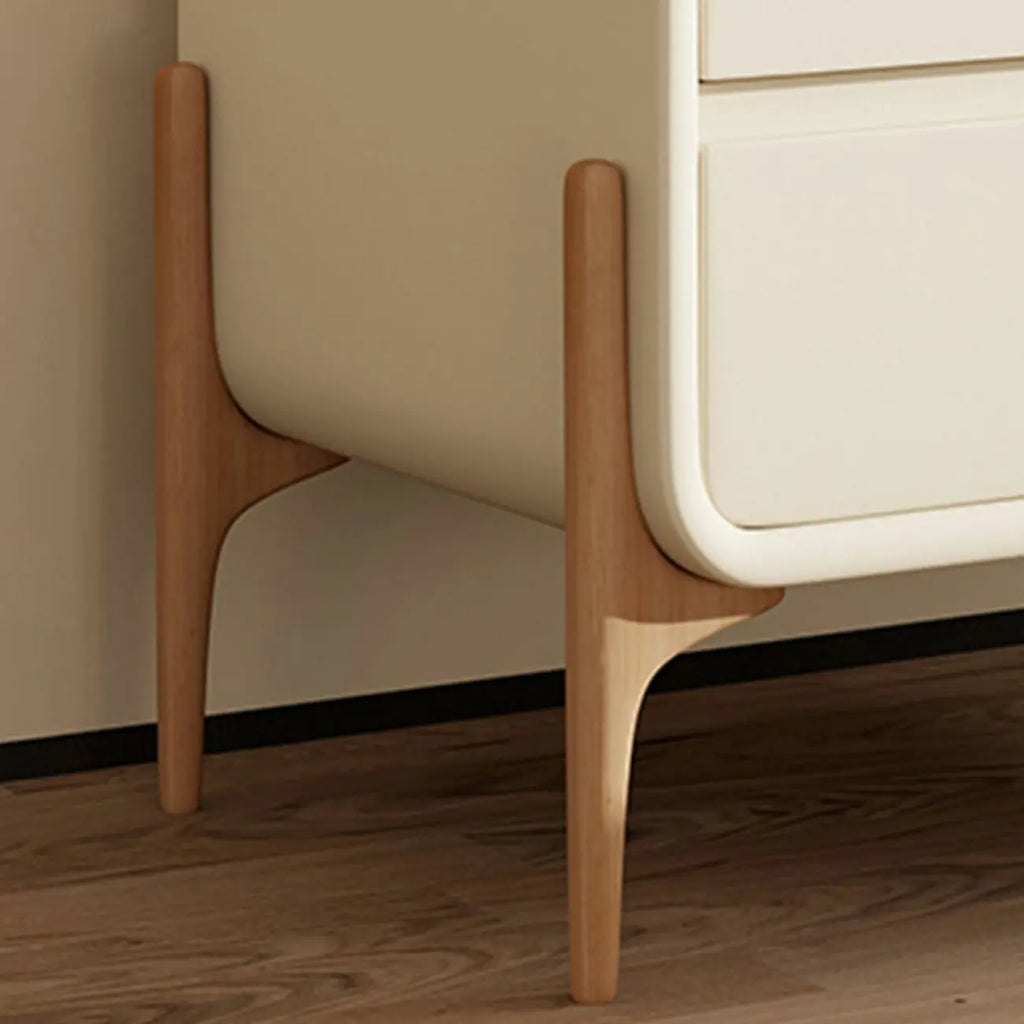Coffre de rangement vertical moderne en bois massif avec fermeture amortie