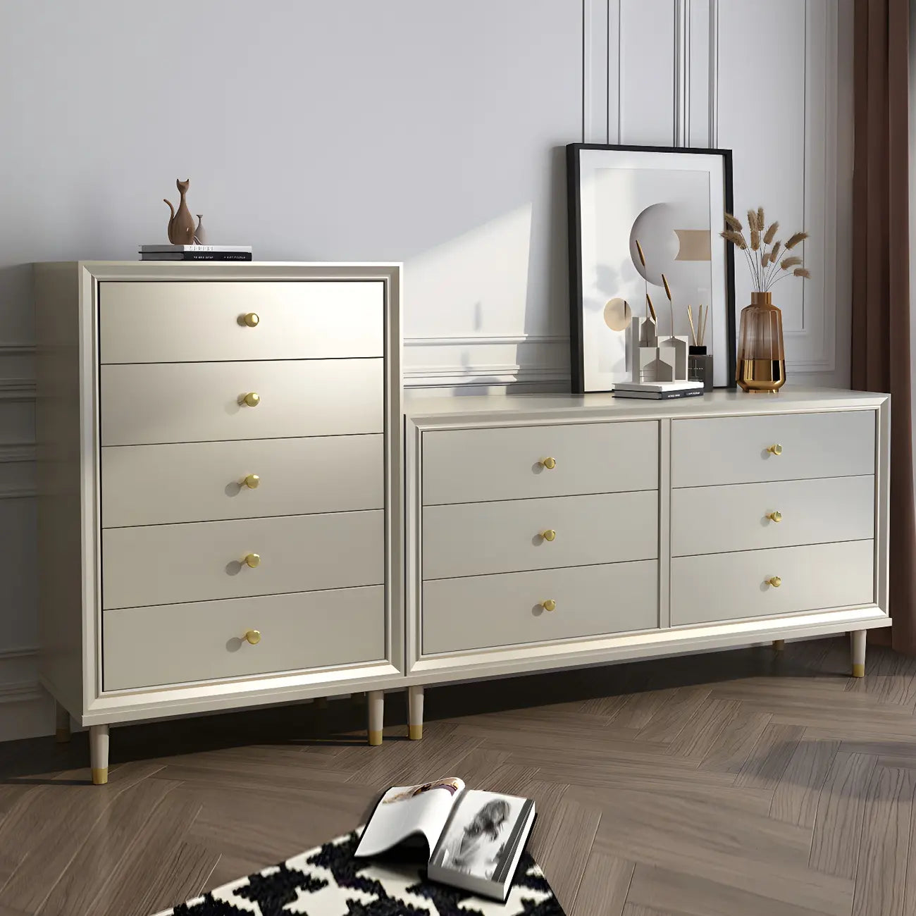 Commode moderne en bois avec poignées dorées pour chambre à coucher