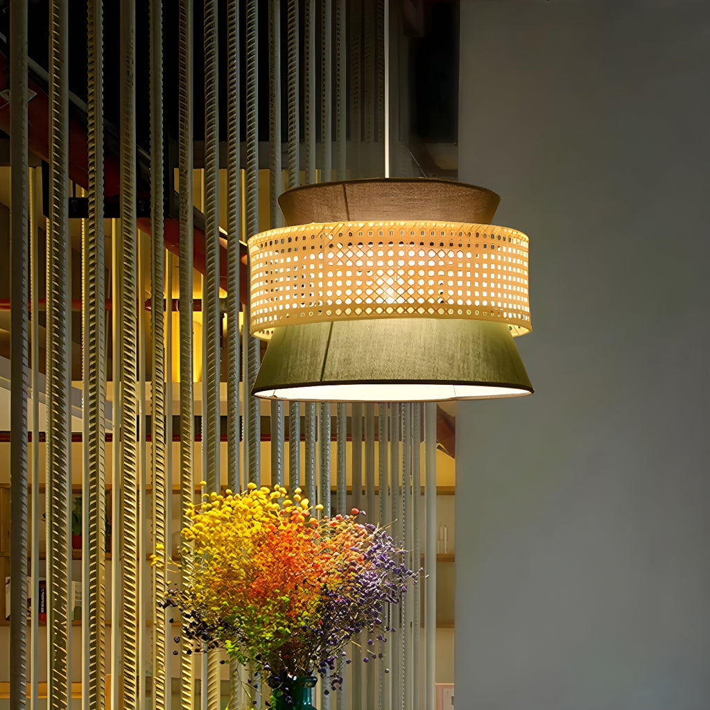 Lustre moderne bohème tissé, cylindrique, à hauteur réglable.