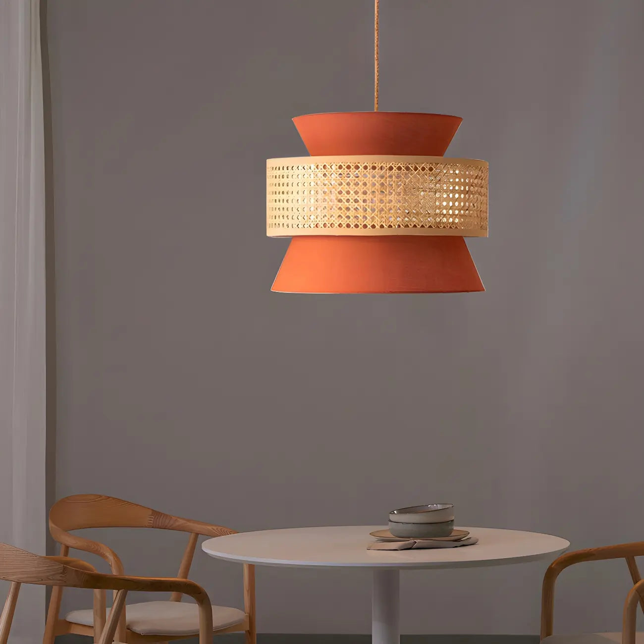 Lustre moderne bohème tissé, cylindrique, à hauteur réglable.