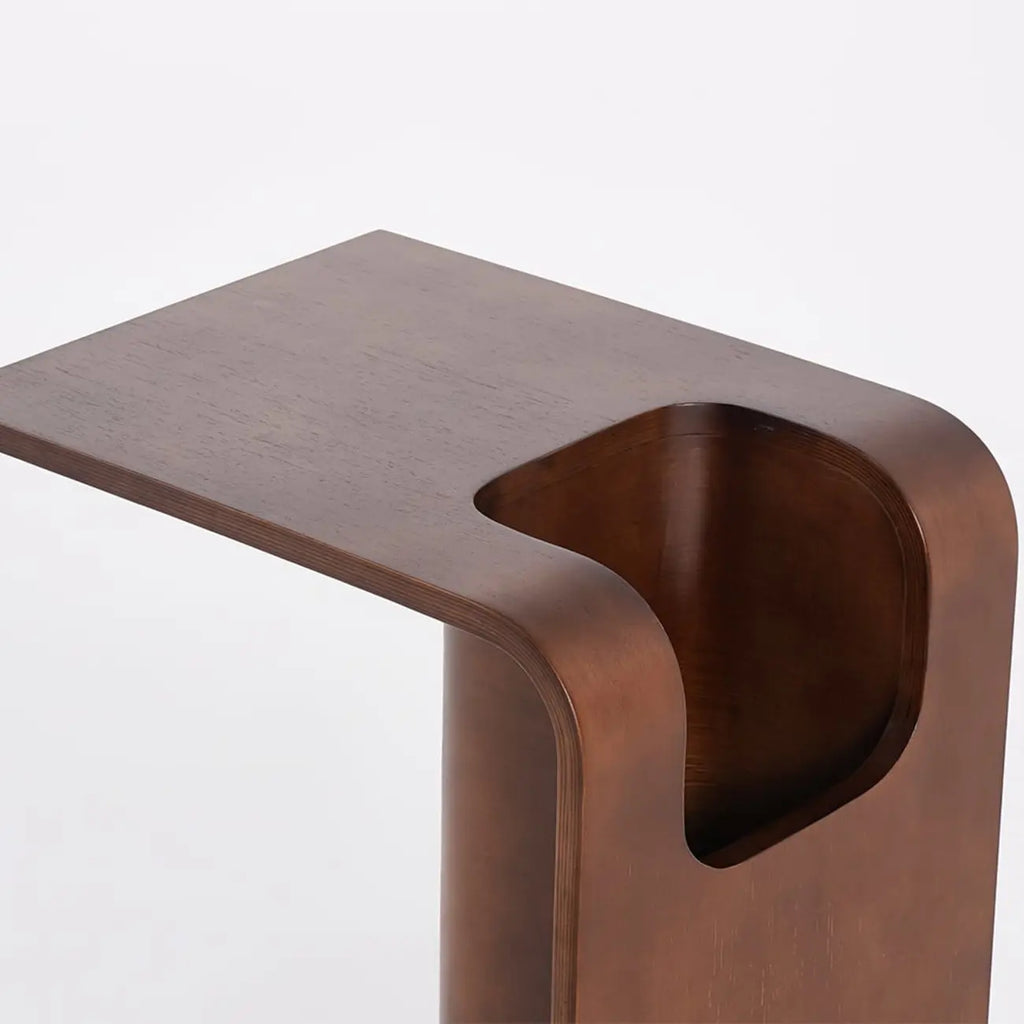 Table d'appoint convertible en forme de C en bois de noyer avec rangement